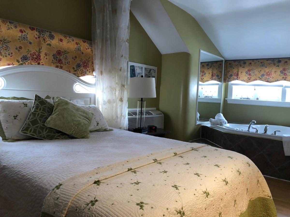 セントジョンズ Leaside Manor Bed & Breakfast エクステリア 写真
