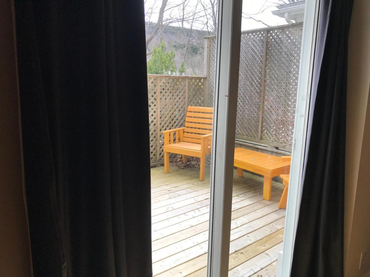 セントジョンズ Leaside Manor Bed & Breakfast エクステリア 写真
