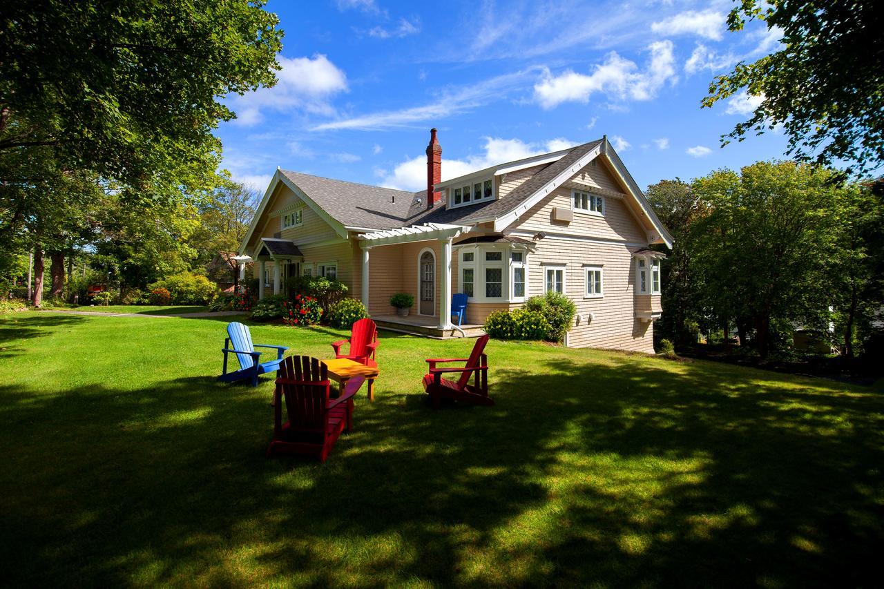 セントジョンズ Leaside Manor Bed & Breakfast エクステリア 写真