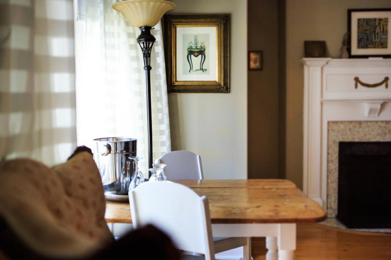 セントジョンズ Leaside Manor Bed & Breakfast エクステリア 写真
